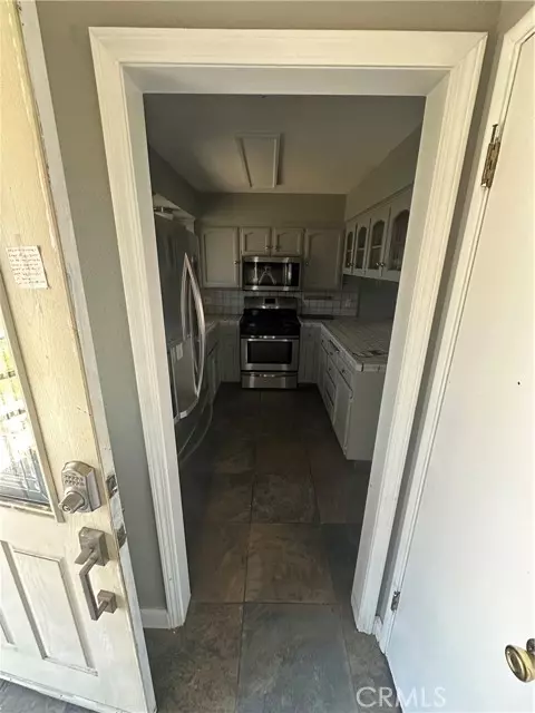 Hanford, CA 93230,2094 N Burl Drive