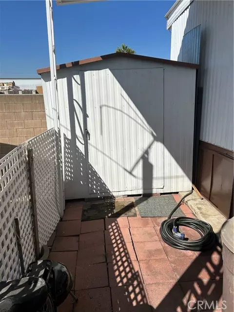 Montebello, CA 90640,630 S Maple Avenue #44