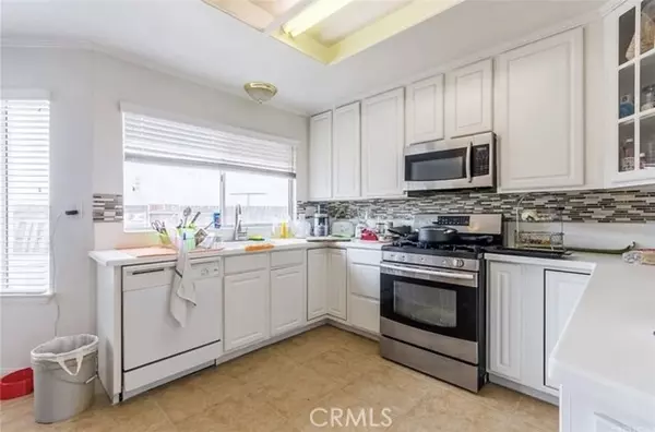 Victorville, CA 92392,13186 Blue Mesa Court