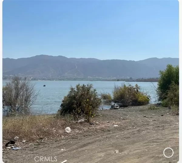 Lake Elsinore, CA 92530,0 Kansas
