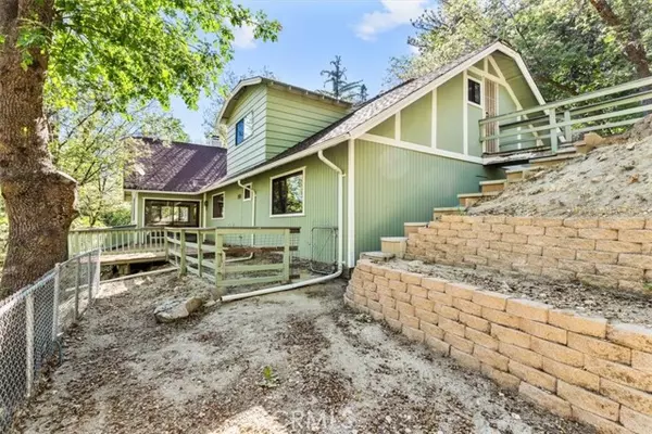 Lake Arrowhead, CA 92391,26690 Thunderbird Drive