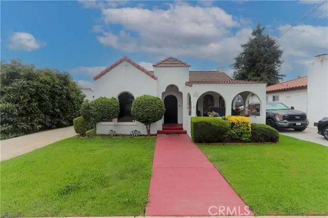 Long Beach, CA 90814,4224 E Massachusetts Street