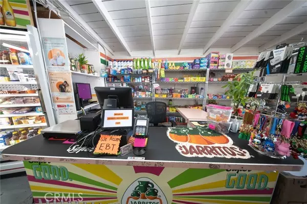 Huntington Park, CA 90255,8506 Santa Fe Avenue