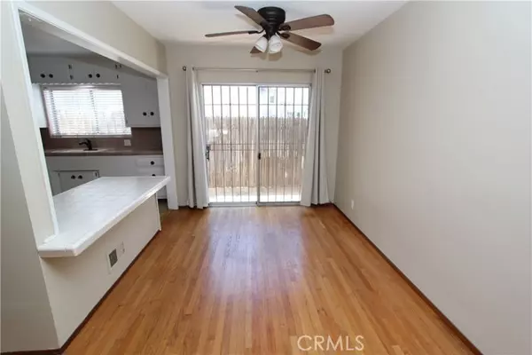 Long Beach, CA 90802,1633 East 1st Street #4