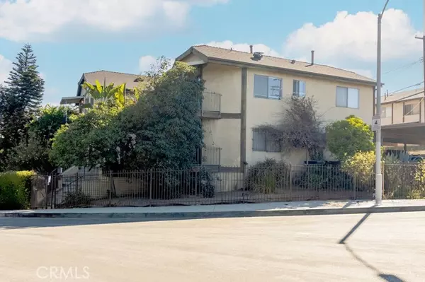 Los Angeles, CA 90065,3022 Valle Vista Drive #4