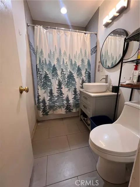 Compton, CA 90222,1918 W Piru Street