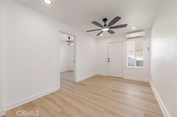 Bellflower, CA 90706,10013 Flora Vista