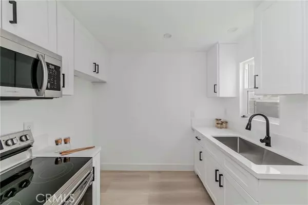 Bell Gardens, CA 90201,6818 Florence Place