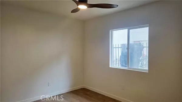 Lynwood, CA 90262,11171 Bullis Road #E