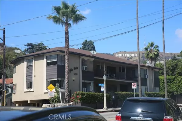 2649 N Beachwood Drive, Los Angeles, CA 90068