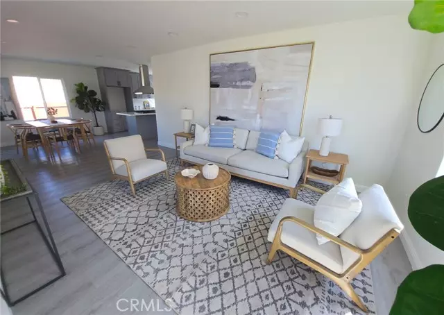 8126 S Gate, South Gate, CA 90280