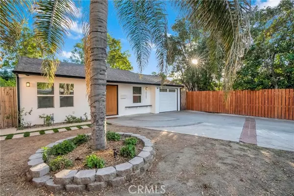 Canoga Park (los Angeles), CA 91303,22142 Wyandotte