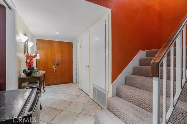 South Gate, CA 90280,5950 Imperial Hwy Unit 35