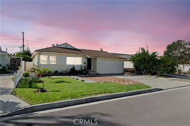 Bellflower, CA 90706,10446 Highdale Street