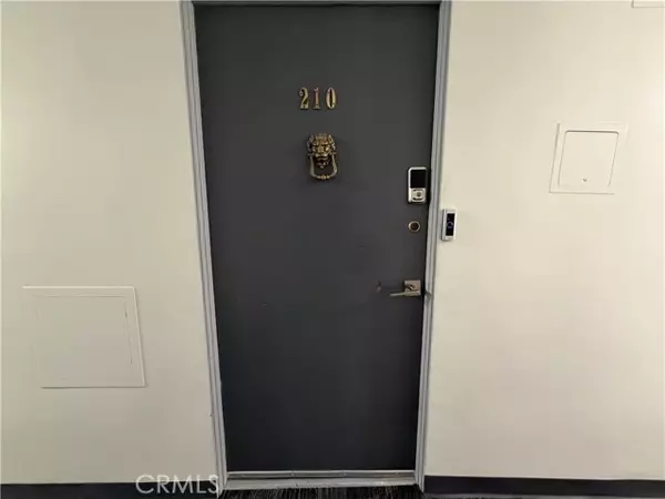 Long Beach, CA 90802,100 Atlantic Avenue #210