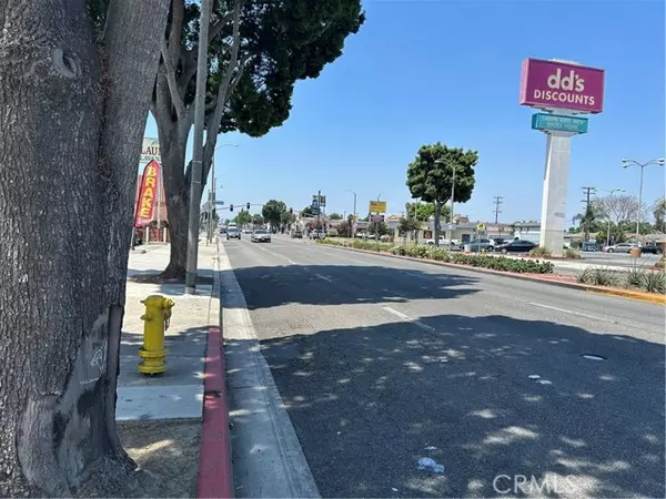 Bell Gardens, CA 90201,6032 Florence Avenue