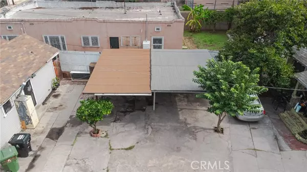 Los Angeles, CA 90006,3036 W 12 Place