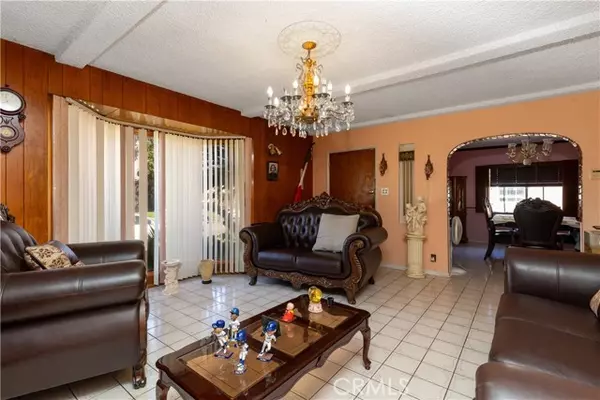 Huntington Park, CA 90255,3366 Flower Street