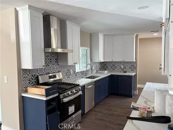 Long Beach, CA 90815,2715 Petaluma Avenue