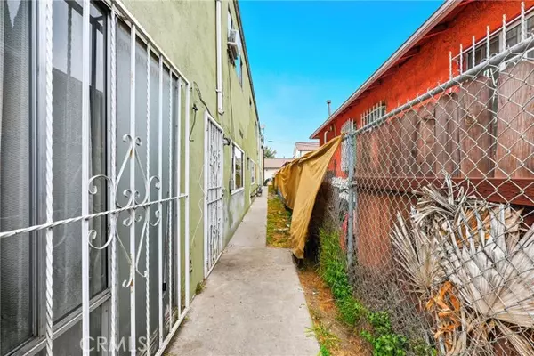 Lynwood, CA 90262,11251 State