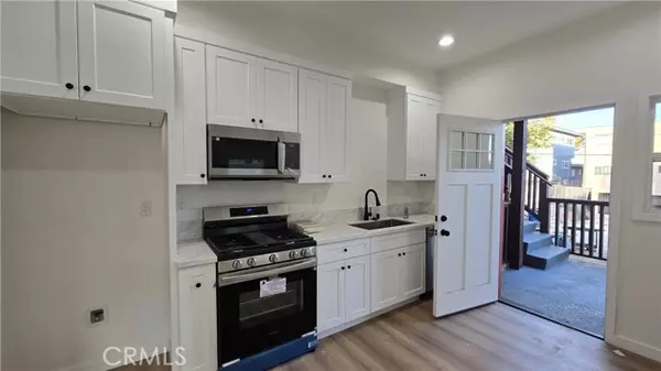 Los Angeles, CA 90015,1040 Beacon #1040