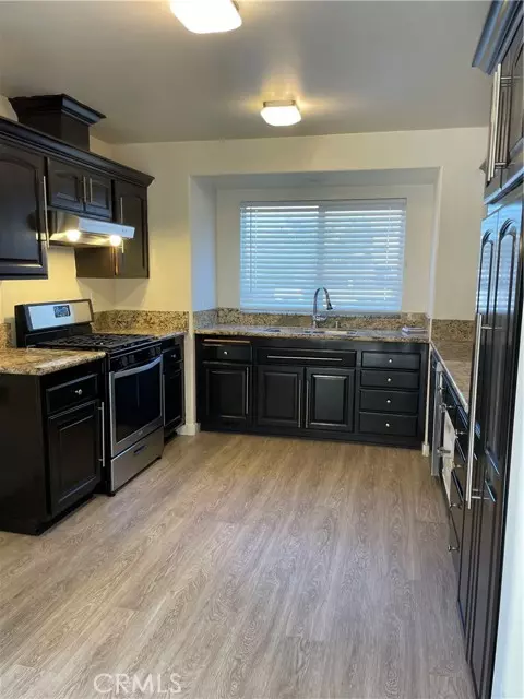 Downey, CA 90241,8518 Cleta Street