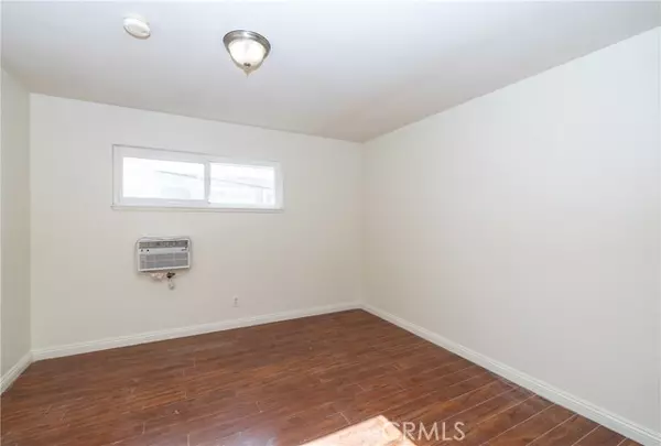 Pomona, CA 91766,1841 S White Avenue