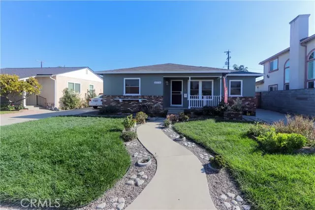 Downey, CA 90241,10556 Haledon