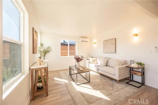 Lakewood, CA 90715,20413 Clarkdale