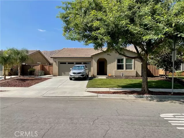 684 Julian Avenue, San Jacinto, CA 92582