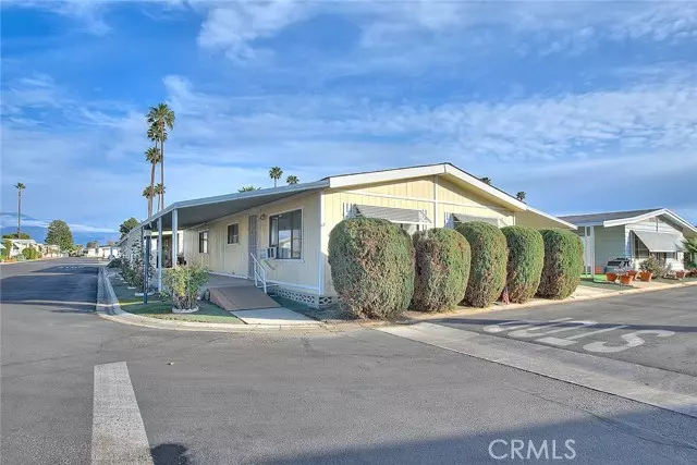 Hemet, CA 92545,601 N Kirby Street #205