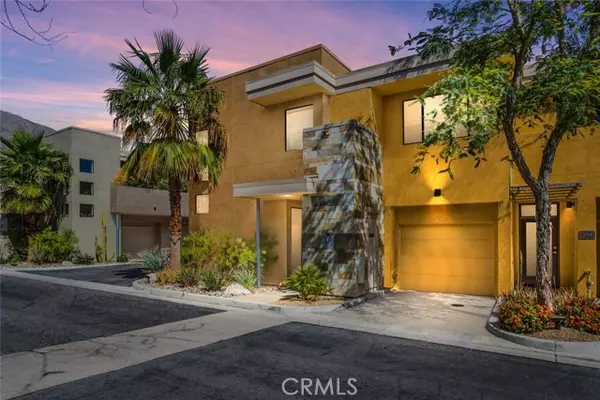 910 E Palm Canyon Drive #203, Palm Springs, CA 92264