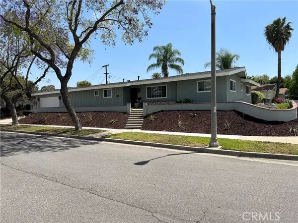 302 E Francis Street, Corona, CA 92879