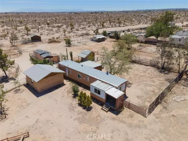 5231 Joshua Tree Lane, Phelan, CA 92371