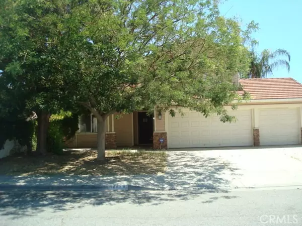 1042 Reinhart Street, San Jacinto, CA 92583