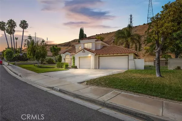 3020 Prado Lane, Colton, CA 92324