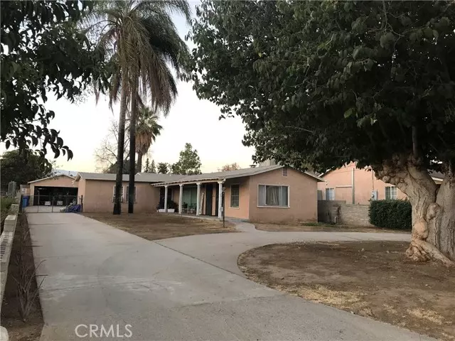 Colton, CA 92324,927 W F Street