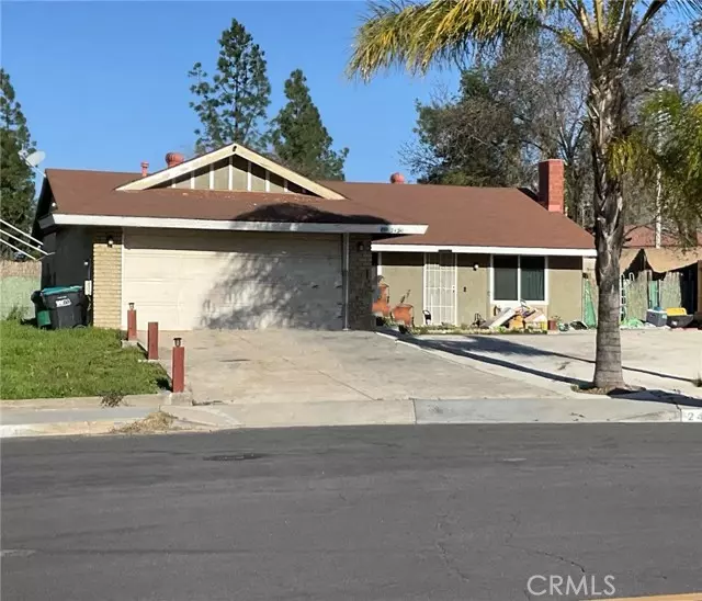 Moreno Valley, CA 92557,24290 Quapaw