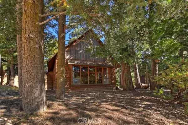 365 Cedarbrook Drive, Twin Peaks, CA 92391