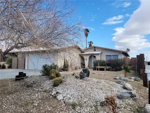 10202 Santa Cruz Road, Desert Hot Springs, CA 92240