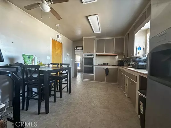 Victorville, CA 92395,14822 Rodeo Drive