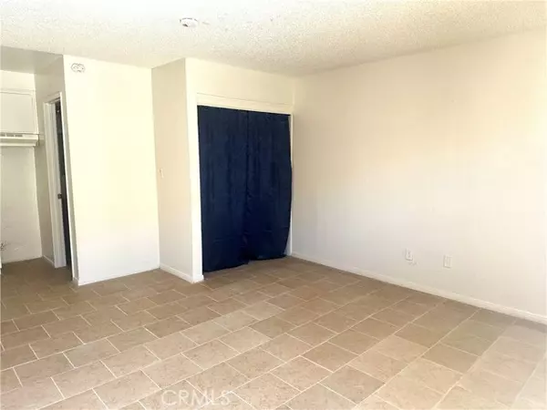 Adelanto, CA 92301,11661 White Avenue #studio