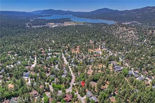 Big Bear Lake, CA 92315,1239 Alpenweg