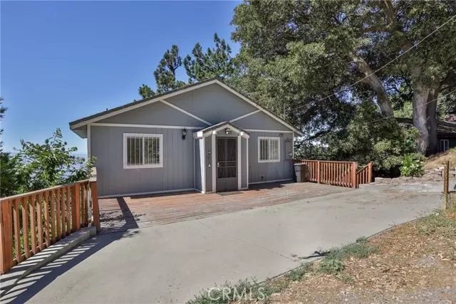 23377 Crestview Lane, Crestline, CA 92325