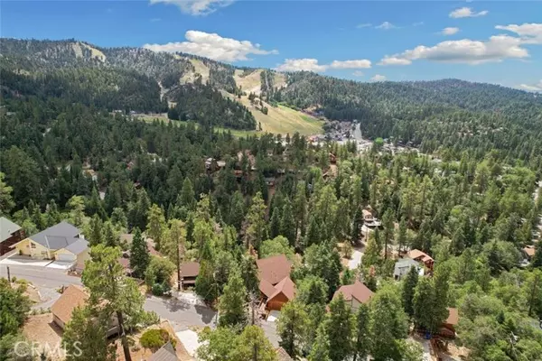 Big Bear Lake, CA 92315,43427 Ridgecrest Drive