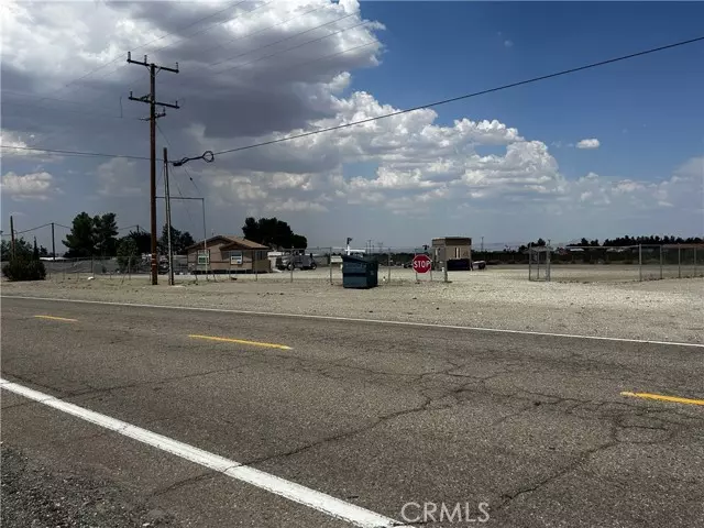 Phelan, CA 92371,13983 Sheep Creek Road