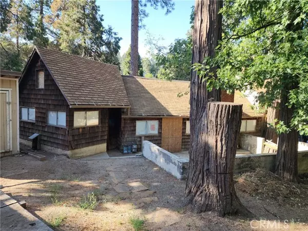 Crestline, CA 92325,23750 Shady Lane