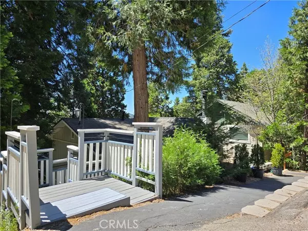 Lake Arrowhead, CA 92352,682 Buckingham Square