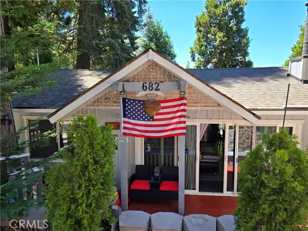 682 Buckingham Square, Lake Arrowhead, CA 92352