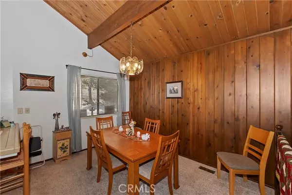 Lake Arrowhead, CA 92352,763 E Victoria Court